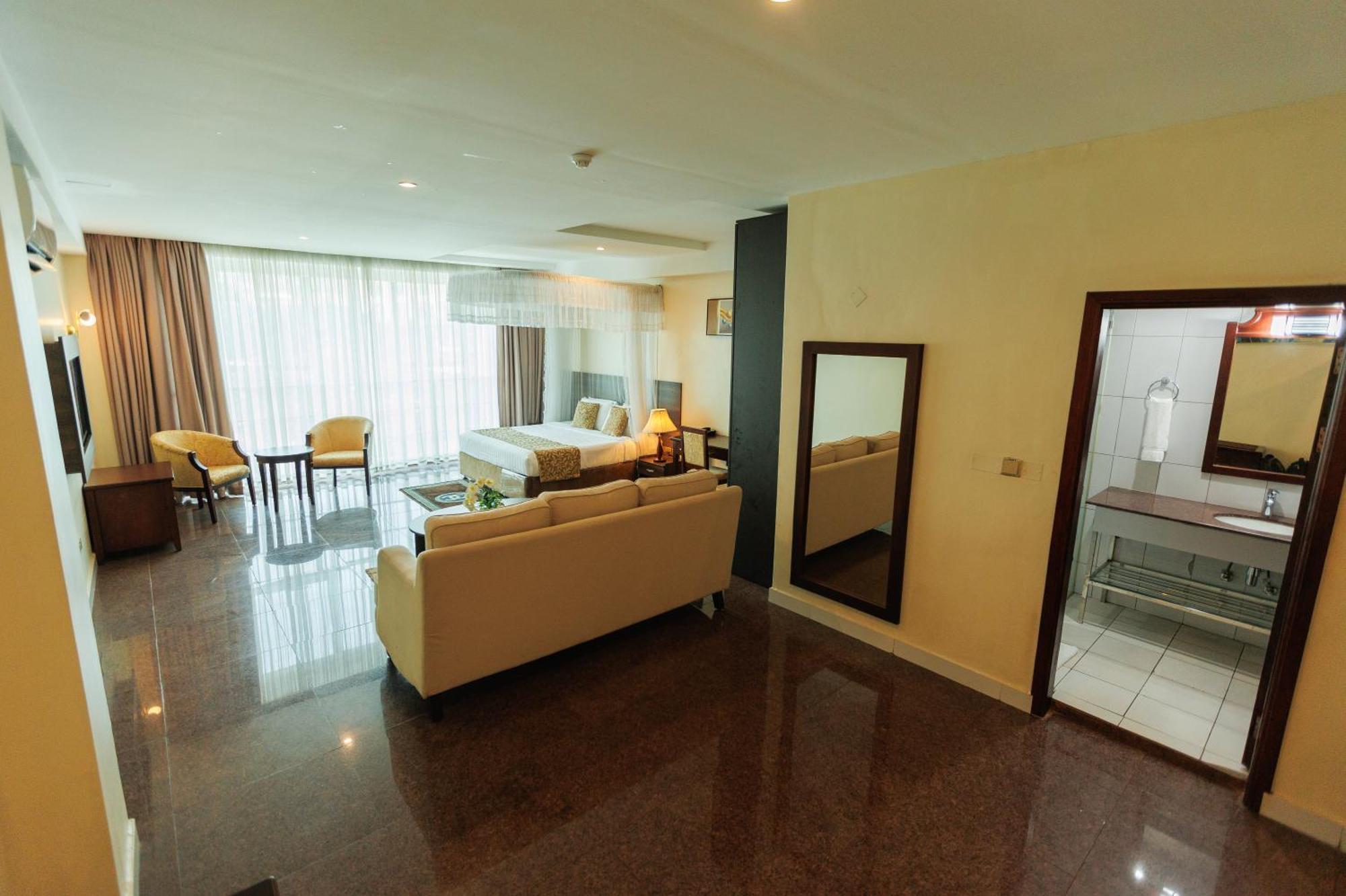 Koki Hotel Kampala Eksteriør billede